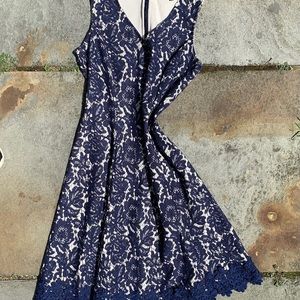 Donna Ricco navy blue sleeveless lace. Size 10 $80